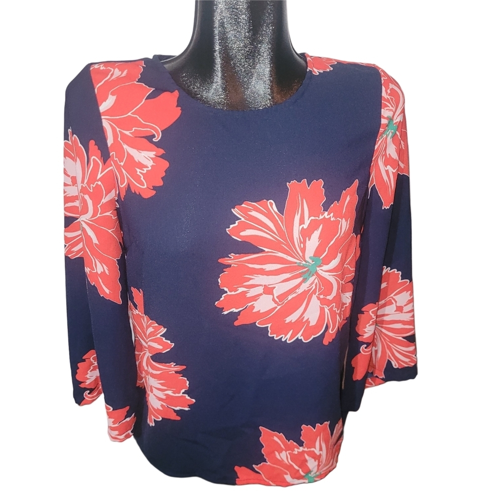 Vero Moda Navy And Red Floral Top XS